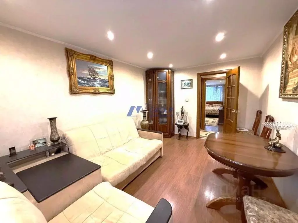 3-к кв. Ярославская область, Ярославль ул. Чкалова, 23А (58.2 м) - Фото 1