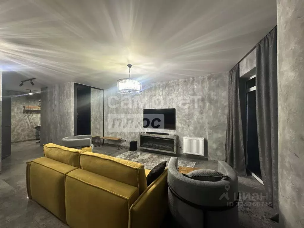 1-к кв. Волгоградская область, Волгоград ул. Пархоменко, 2 (60.0 м) - Фото 1