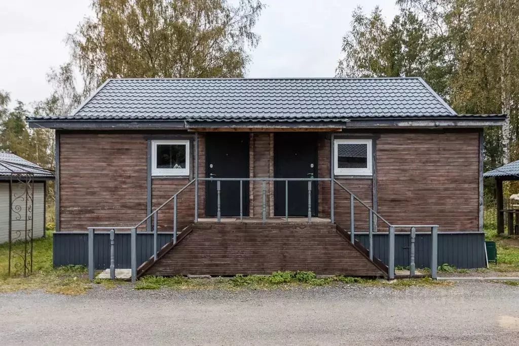 Дом в Ленинградская область, Ломоносовский район, Лебяженское ... - Фото 1