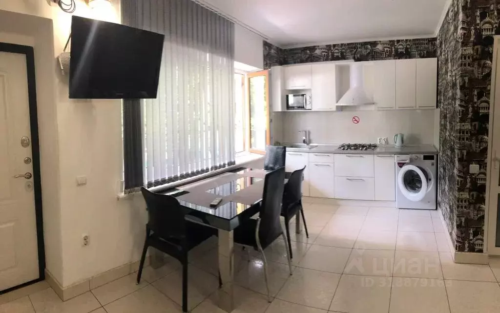 1-к кв. Крым, Ялта ул. Кирова, 29 (50.0 м) - Фото 0