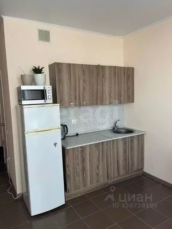 Студия Тюменская область, Тюмень ул. Фармана Салманова, 6 (27.0 м) - Фото 1