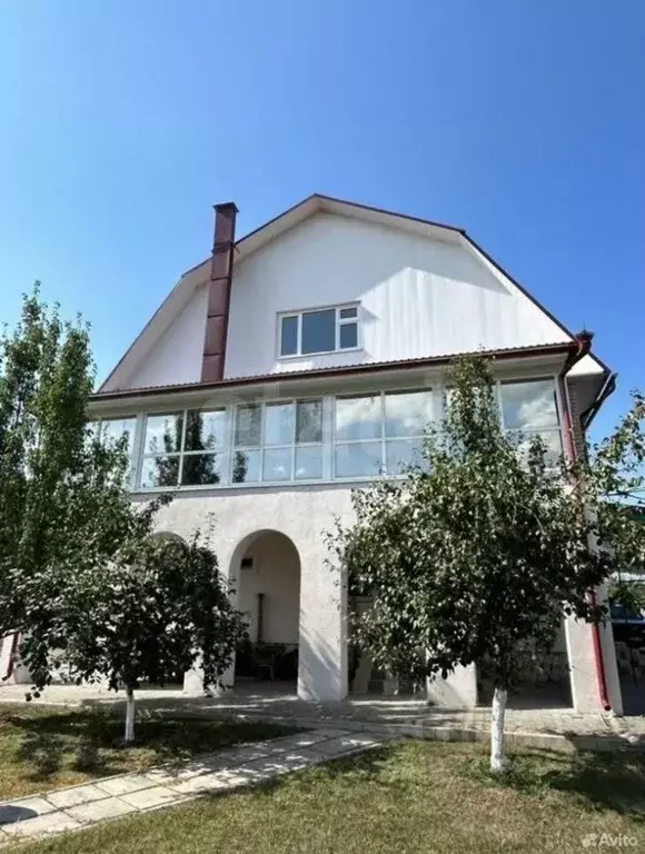 Дом в Саратовская область, Энгельсский район, Красноярское ... - Фото 1