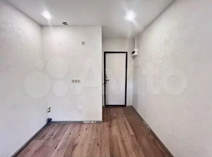 Квартира-студия, 10,5 м, 1/9 эт. - Фото 1