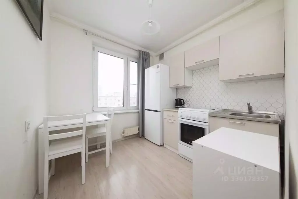 1-к кв. Москва ул. Маршала Катукова, 16К2 (33.0 м) - Фото 2