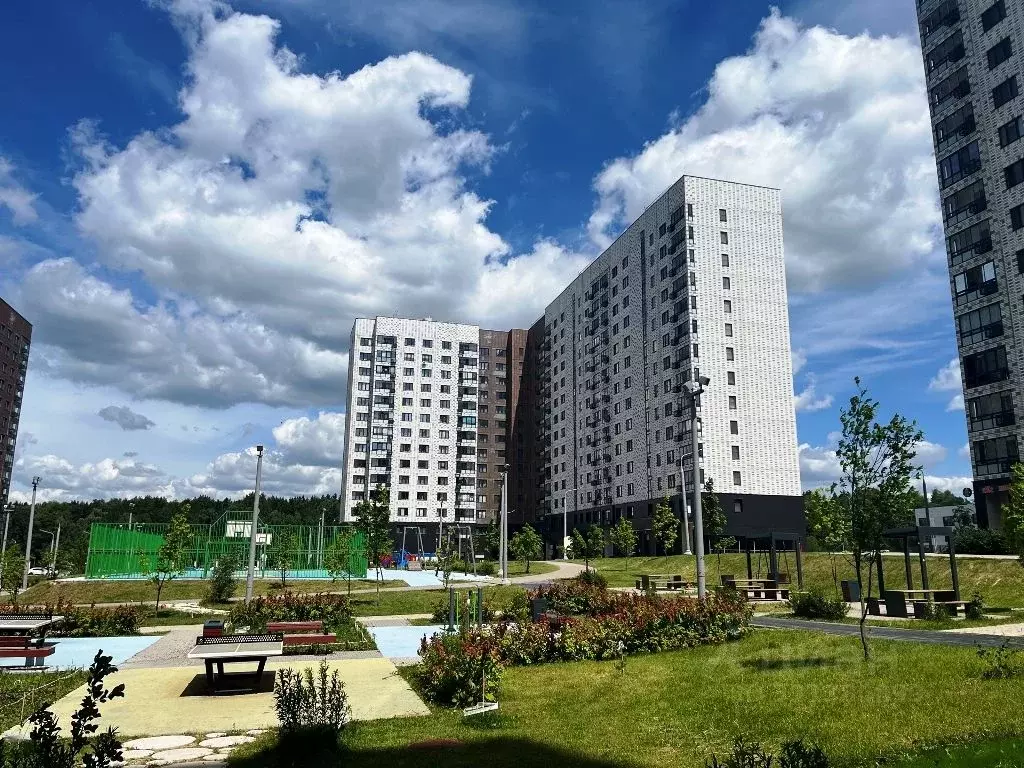 3-к кв. Москва ул. Кварцевая, 2к1 (82.2 м) - Фото 1