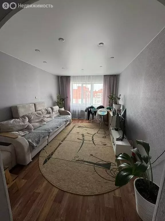 3-комнатная квартира: Омск, улица Конева, 34 (63.4 м) - Фото 1