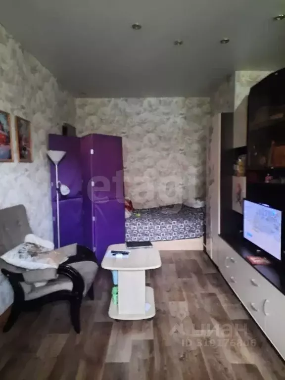 2-к кв. Кемеровская область, Междуреченск Интернациональная ул., 15 ... - Фото 0