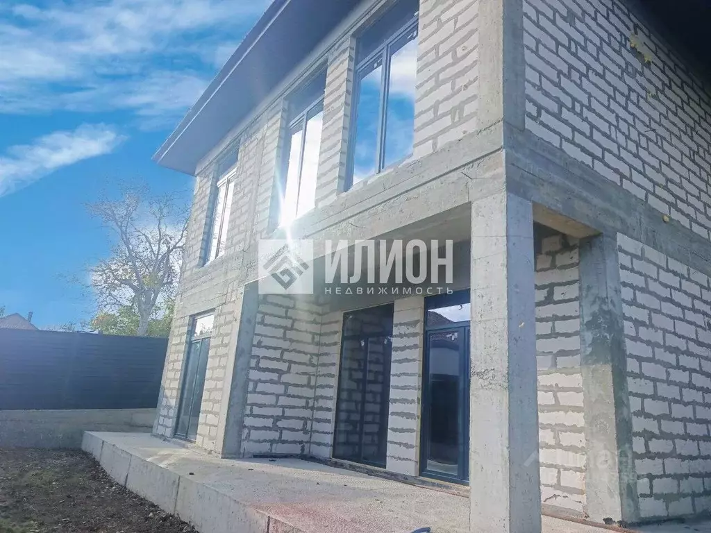 Дом в Севастополь ул. Планерная (225 м) - Фото 0