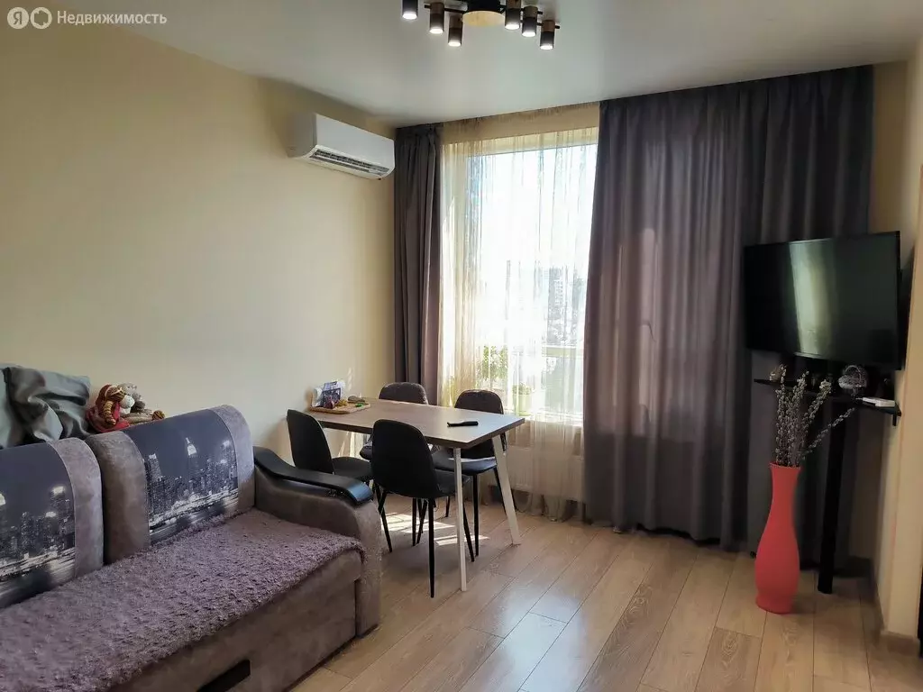2-комнатная квартира: Астрахань, улица Генерала Епишева, 49А (51.6 м) - Фото 1