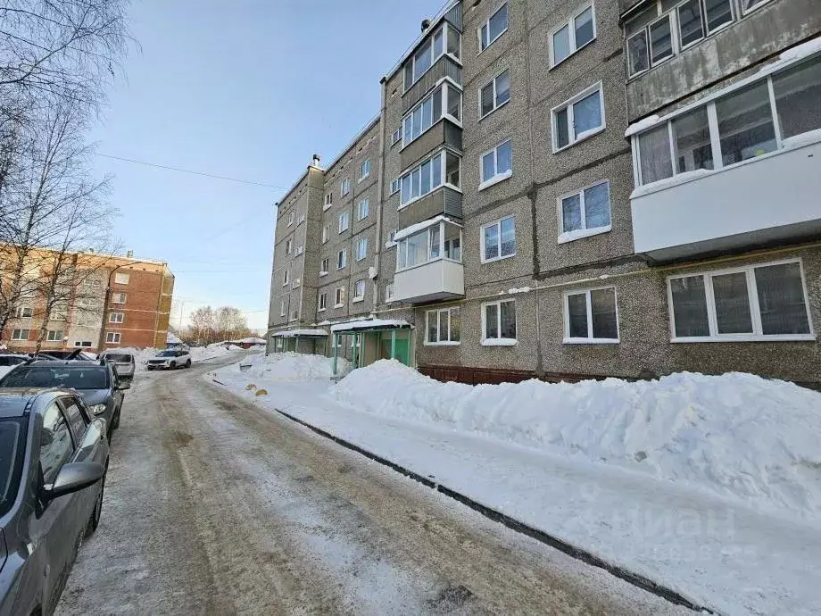 2-к кв. Пермский край, Соликамск ул. Парижской Коммуны, 4 (52.0 м) - Фото 0