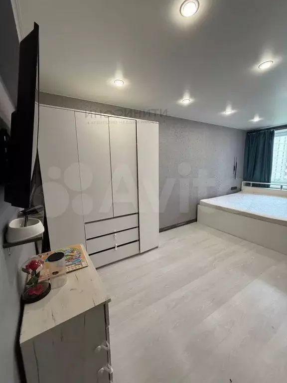 2-к. квартира, 42 м, 8/8 эт. - Фото 0