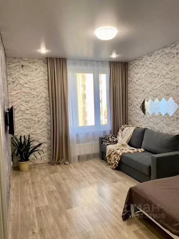 1-к кв. Татарстан, Казань ул. Мансура Хасанова, 13 (36.0 м) - Фото 0