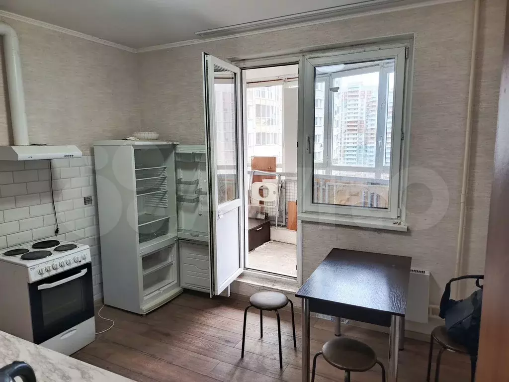 1-к. квартира, 41,8 м, 12/25 эт. - Фото 0