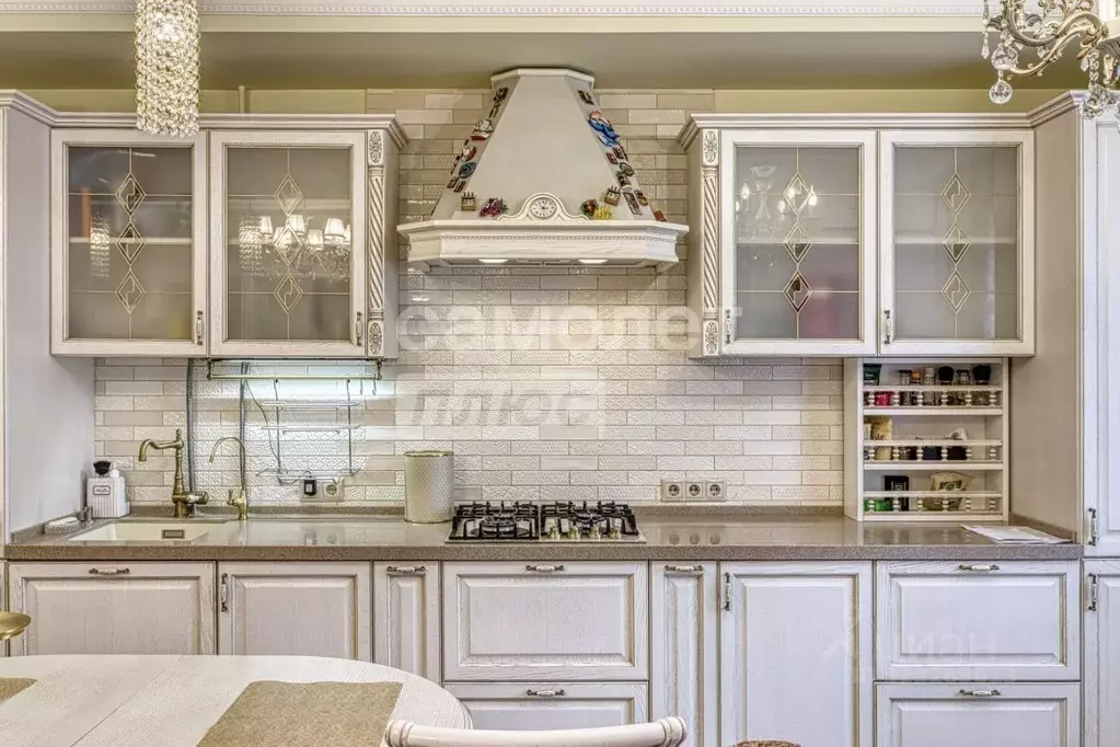 3-к кв. Московская область, Одинцовский городской округ, с. Ромашково ... - Фото 2