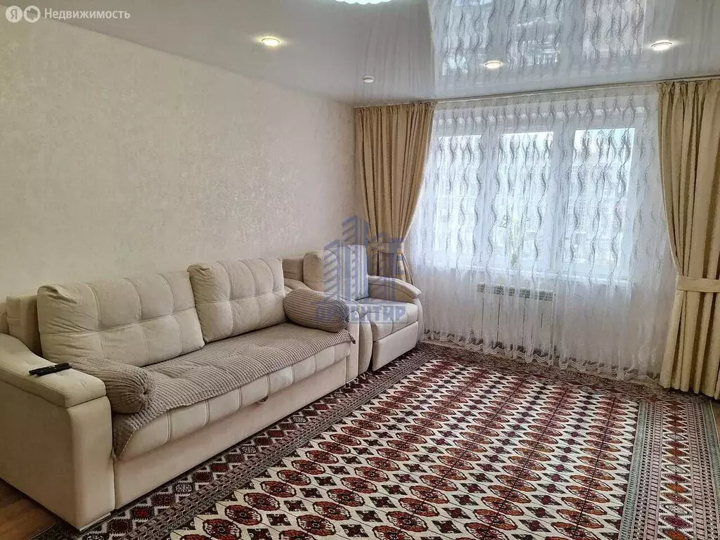 2-комнатная квартира: Чебоксары, Радужная улица, 7 (64.9 м) - Фото 2