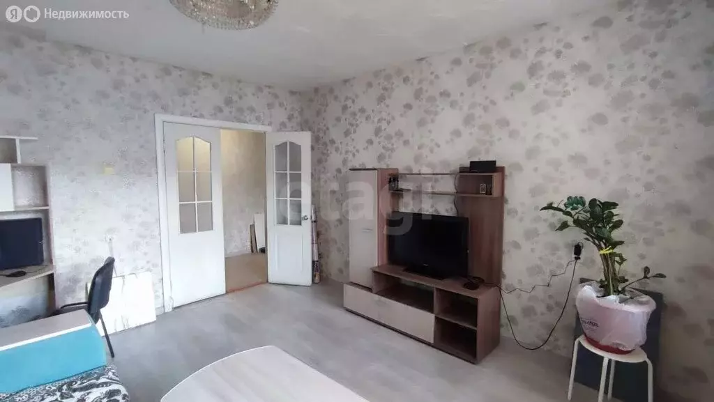 3-комнатная квартира: Череповец, Ленинградская улица, 50 (70.7 м) - Фото 0