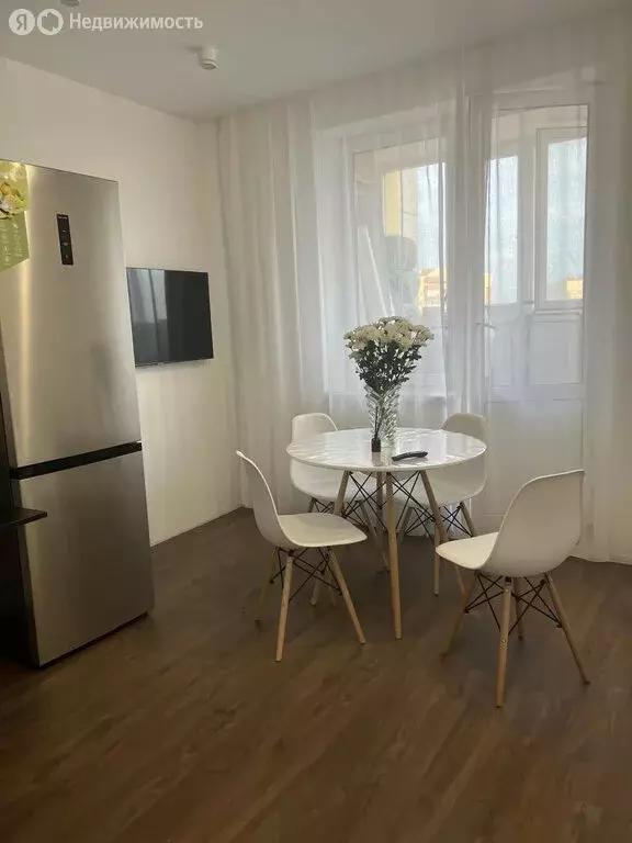 1-комнатная квартира: Тюмень, Заречный проезд, 43 (51 м) - Фото 0