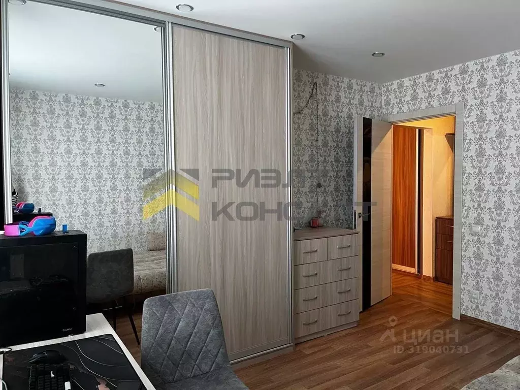 2-к кв. Омская область, Омск Московка-2 мкр,  (52.3 м) - Фото 0