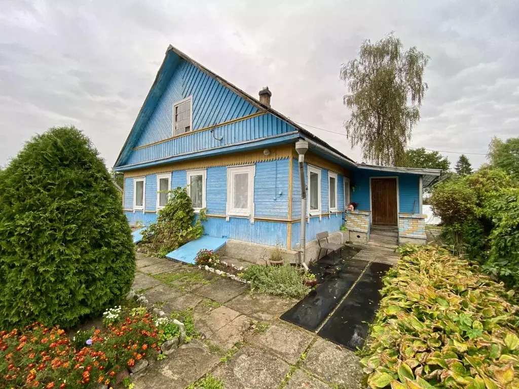 Дом в Псковская область, Гдов городское поселение, д. Каменный Конец  ... - Фото 1