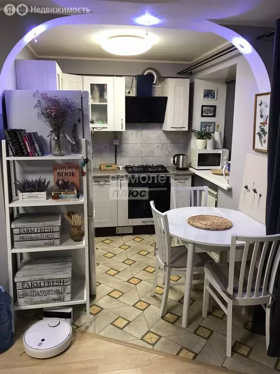 2-комнатная квартира: Омск, улица Орджоникидзе, 85 (40 м) - Фото 1