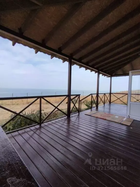 Дом в Краснодарский край, Темрюкский район, Тамань ст-ца  (80 м) - Фото 0