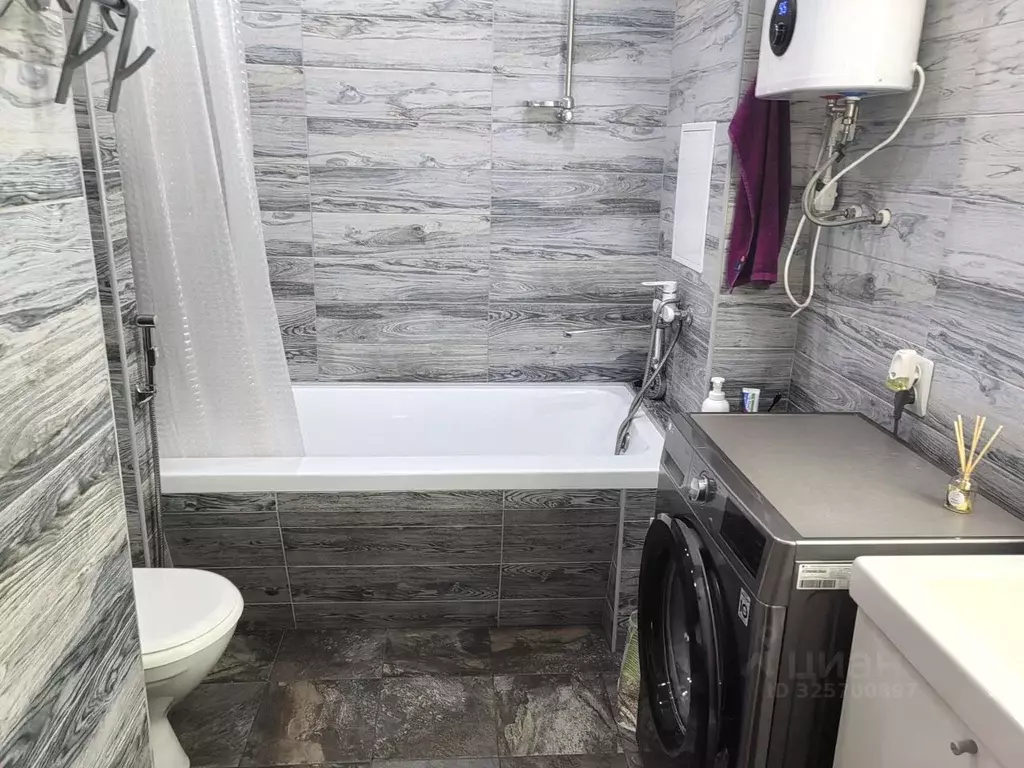 3-к кв. Алтайский край, Рубцовск Гражданский пер., 56 (60.0 м) - Фото 1