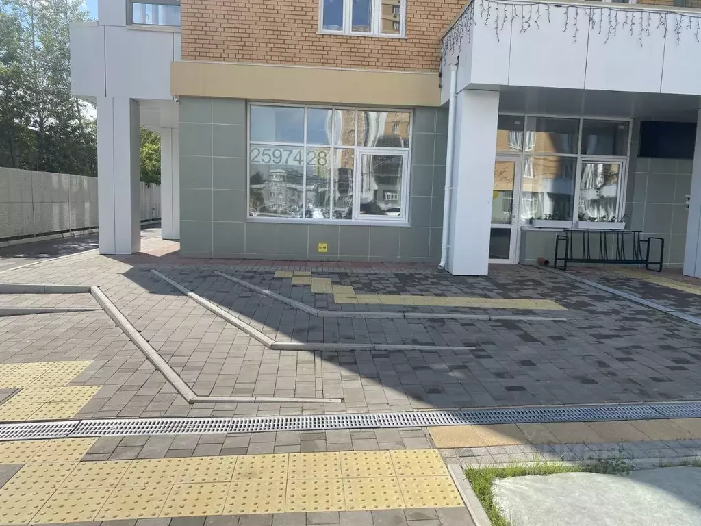 Помещение свободного назначения в Красноярский край, Красноярск ... - Фото 1