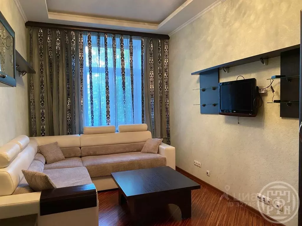 3-к кв. Санкт-Петербург Малоохтинский просп., 84Б (88.5 м) - Фото 1