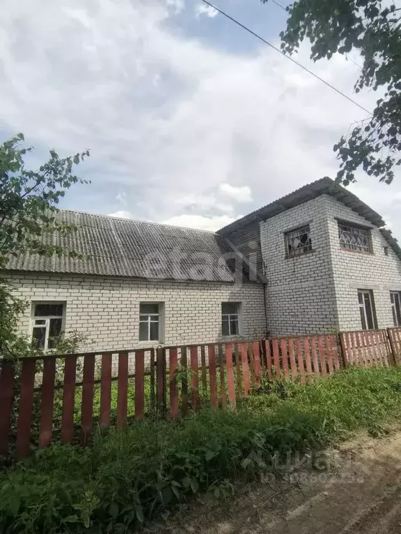 Дом в Брянская область, Жуковка ул. Куйбышева, 24 (56 м) - Фото 1
