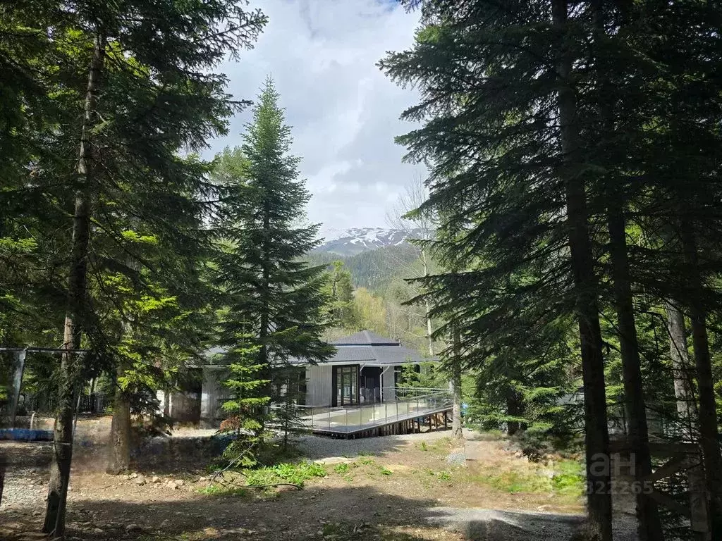 Дом в Карачаево-Черкесия, Зеленчукский район, с. Архыз  (65 м) - Фото 2