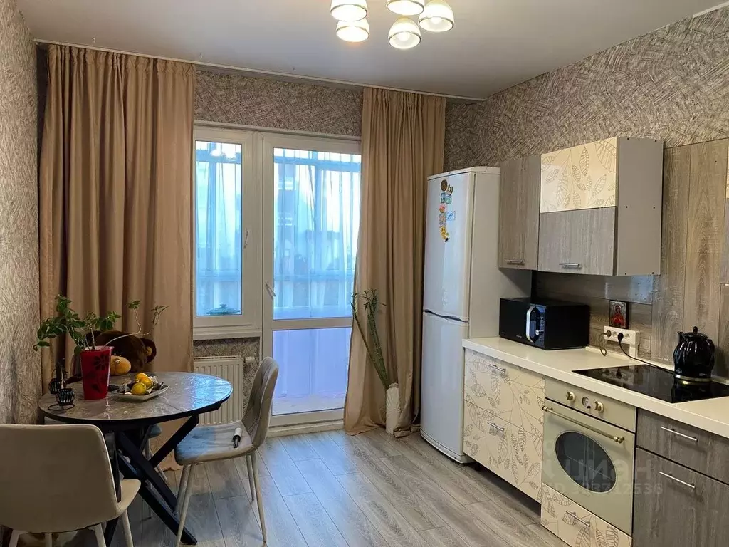 2-к кв. Свердловская область, Екатеринбург муниципальное образование, ... - Фото 1