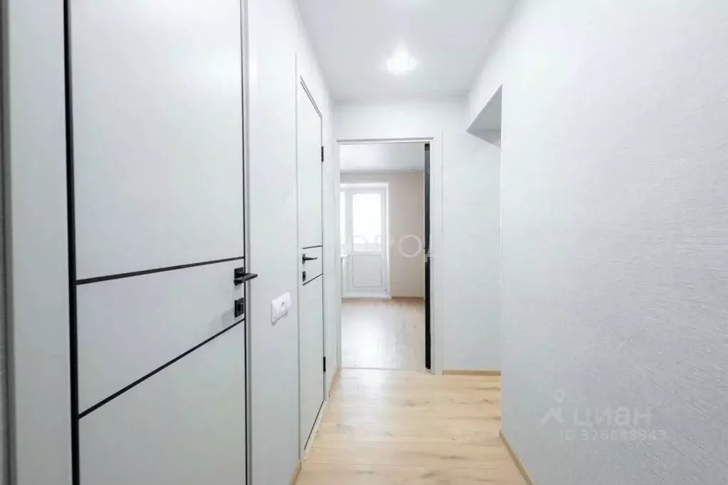 3-к кв. Томская область, Томск Енисейская ул., 8 (62.8 м) - Фото 1