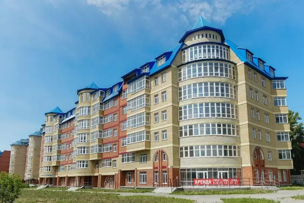 3-к кв. Омская область, Омск ул. 10 лет Октября, 43/2 (144.84 м) - Фото 1