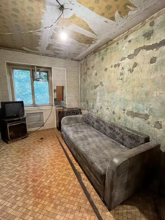 Комната 11,7 м в 4-к., 2/5 эт. - Фото 0
