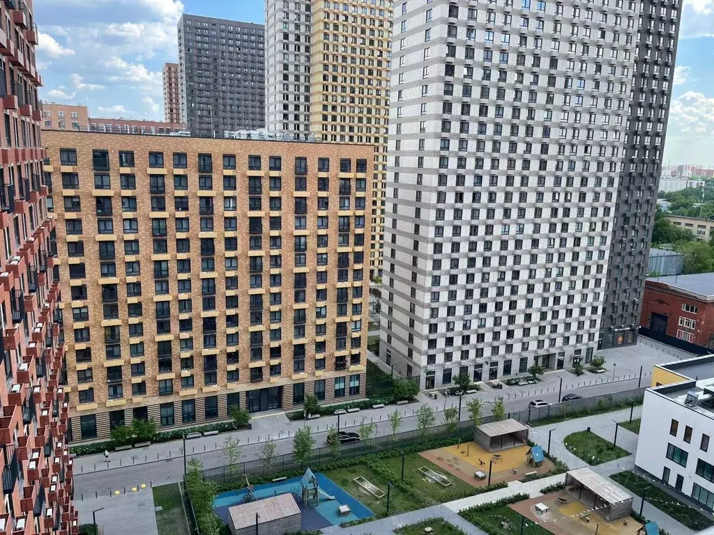 3-к кв. Москва ул. Михайлова, 30Ак1 (74.2 м) - Фото 1
