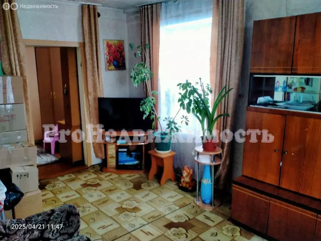 4-комнатная квартира: Туран, улица Титова, 1 (54.4 м) - Фото 0