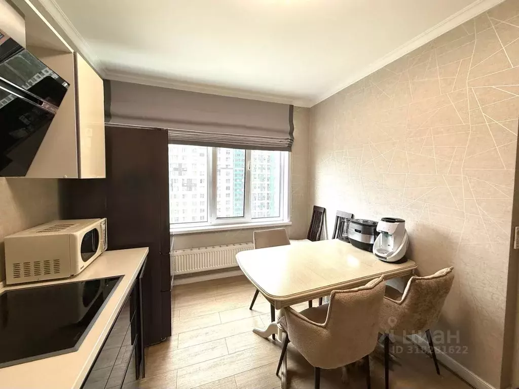 3-к кв. Московская область, Красногорск ул. Липовой Рощи, 1к3 (68.2 м) - Фото 1