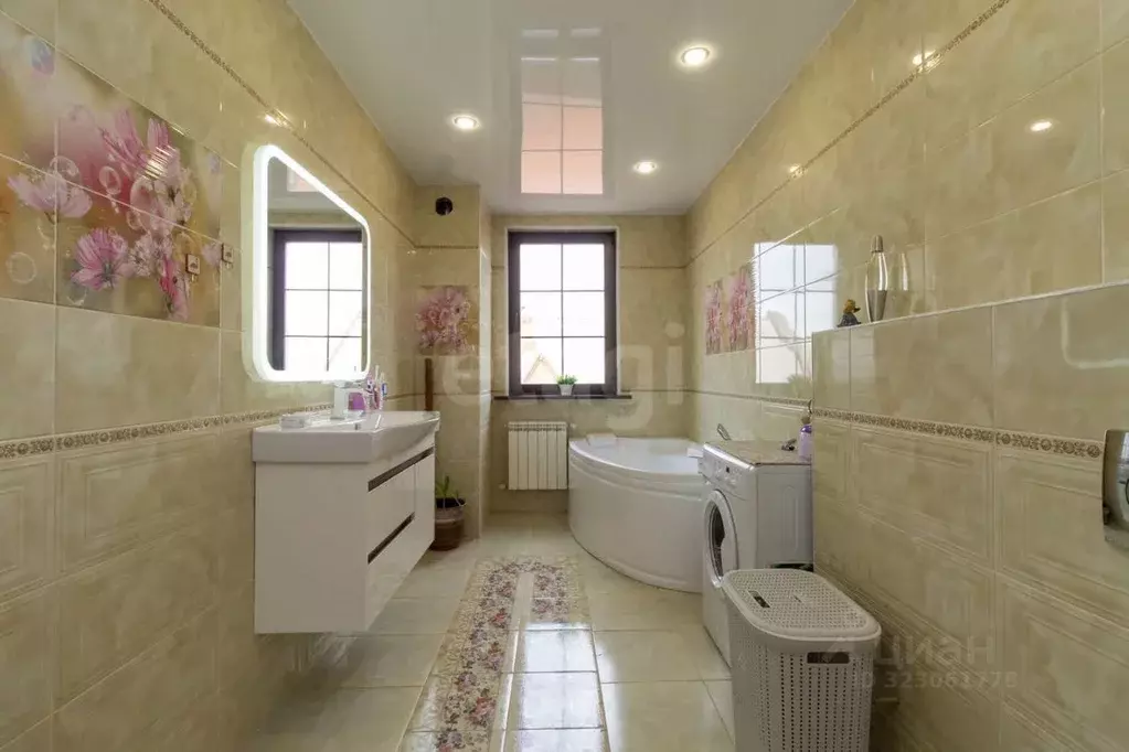 Дом в Красноярский край, Красноярск городской округ, с. Дрокино ул. ... - Фото 1