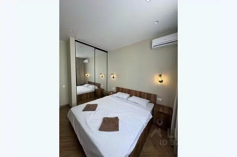 Дом в Краснодарский край, Геленджик ул. Иванова, 13А (300 м) - Фото 1