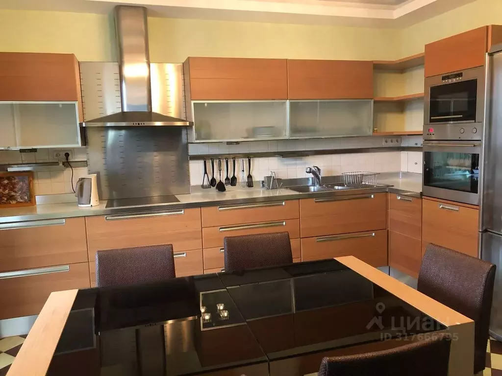 4-к кв. Москва ул. Удальцова, 5К3 (135.0 м) - Фото 0
