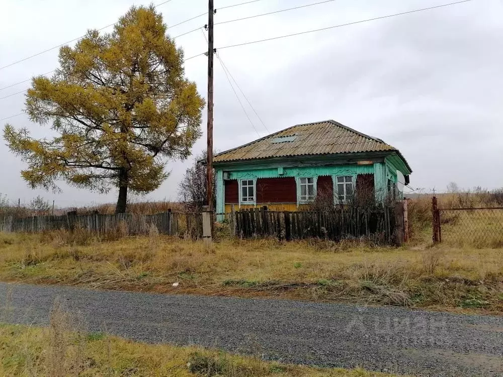 Дом в Кемеровская область, Топкинский район, д. Козлово  (50 м) - Фото 1