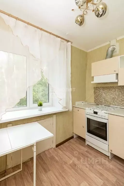 2-к кв. Тюменская область, Тюмень ул. 50 лет ВЛКСМ, 105 (44.4 м) - Фото 1