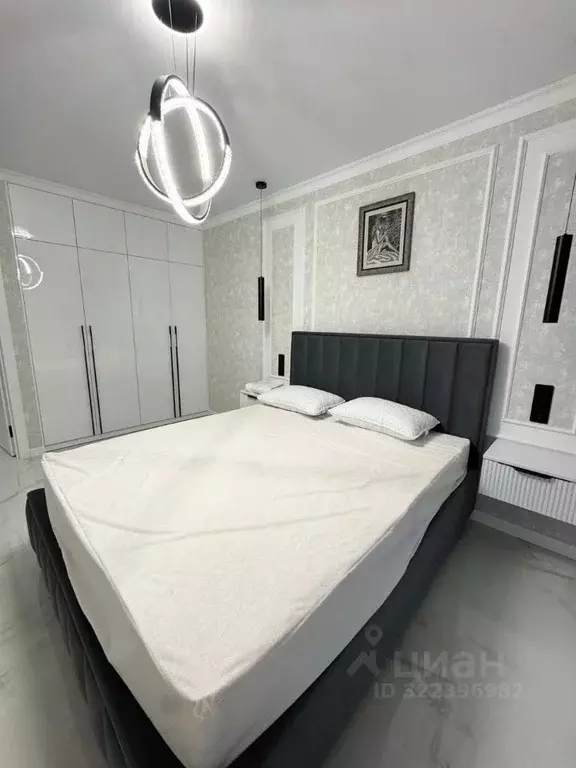 1-к кв. Тюменская область, Тюмень ул. 50 лет Октября, 4 (42.0 м) - Фото 1