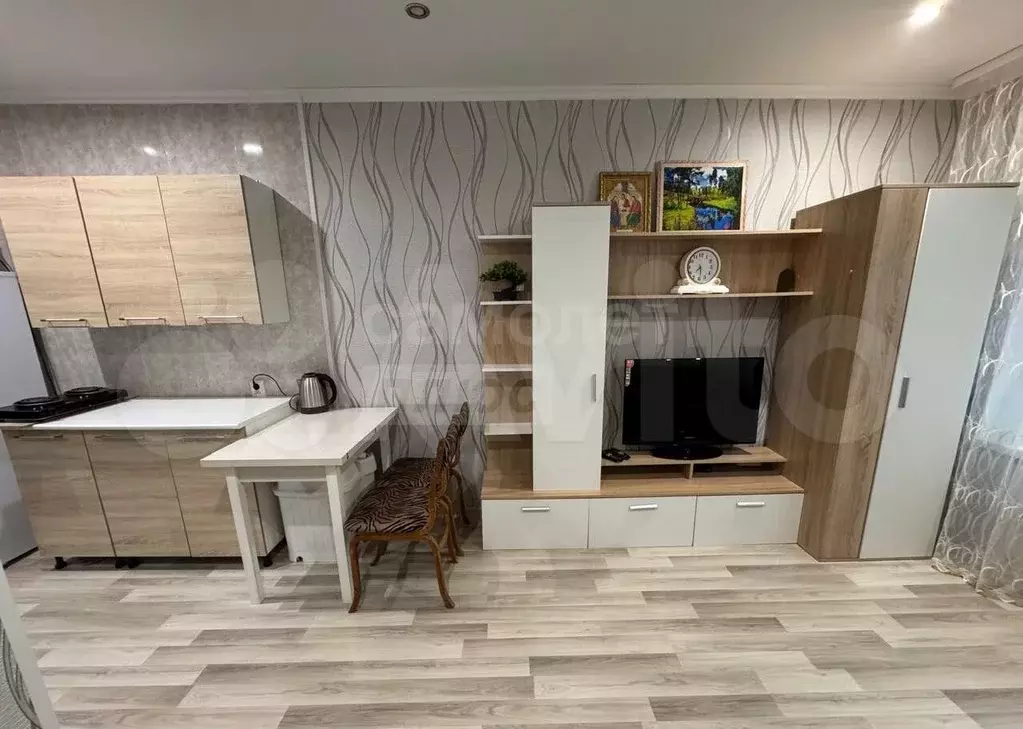 Комната 17,8 м в 1-к., 1/5 эт. - Фото 0