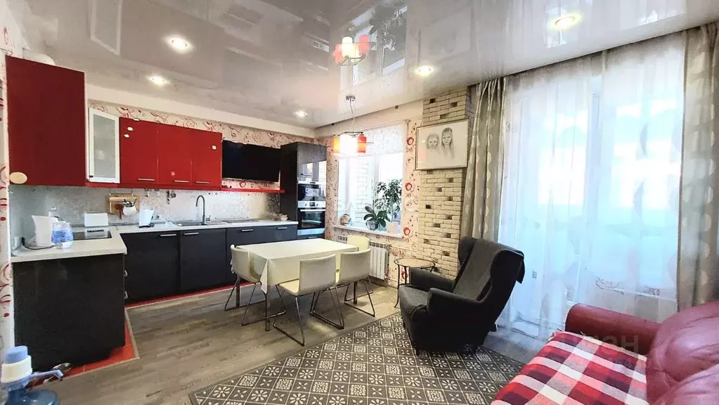 3-к кв. Пермский край, Пермь ул. 1-я Красноармейская, 5 (91.1 м) - Фото 1