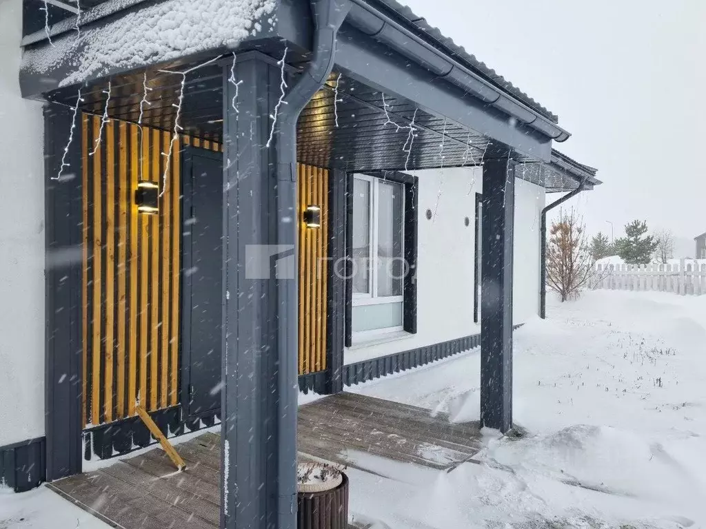 Дом в Новосибирская область, Мошковский район, пос. Октябрьский пер. ... - Фото 1
