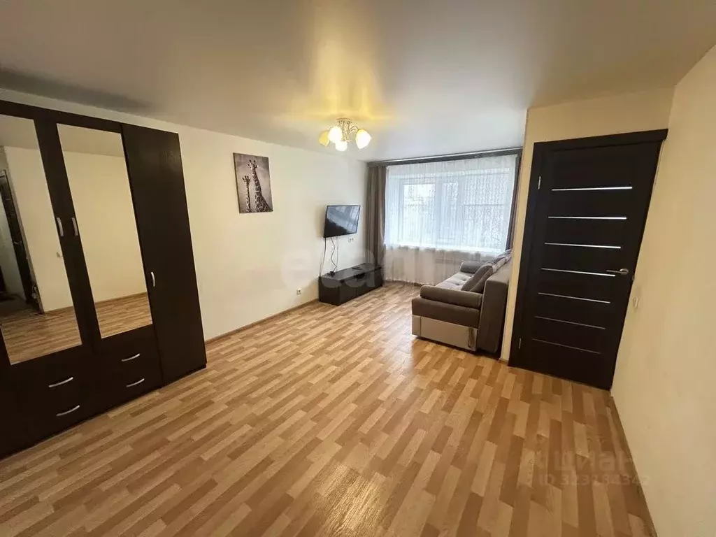 2-к кв. Тюменская область, Тюмень ул. Республики, 188 (41.7 м) - Фото 2