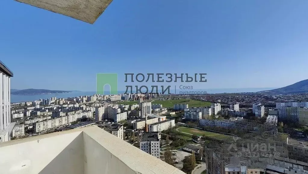2-к кв. Краснодарский край, Новороссийск ул. Куникова, 55к2 (77.0 м) - Фото 0