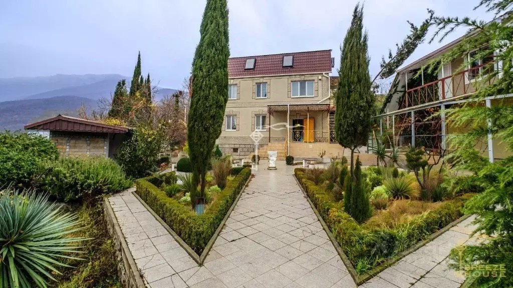 Дом в Крым, Алушта муниципальный округ, с. Генеральское ул. Клубная, ... - Фото 1