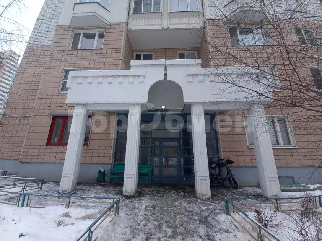 Продается 2-комнатная квартира - Фото 1